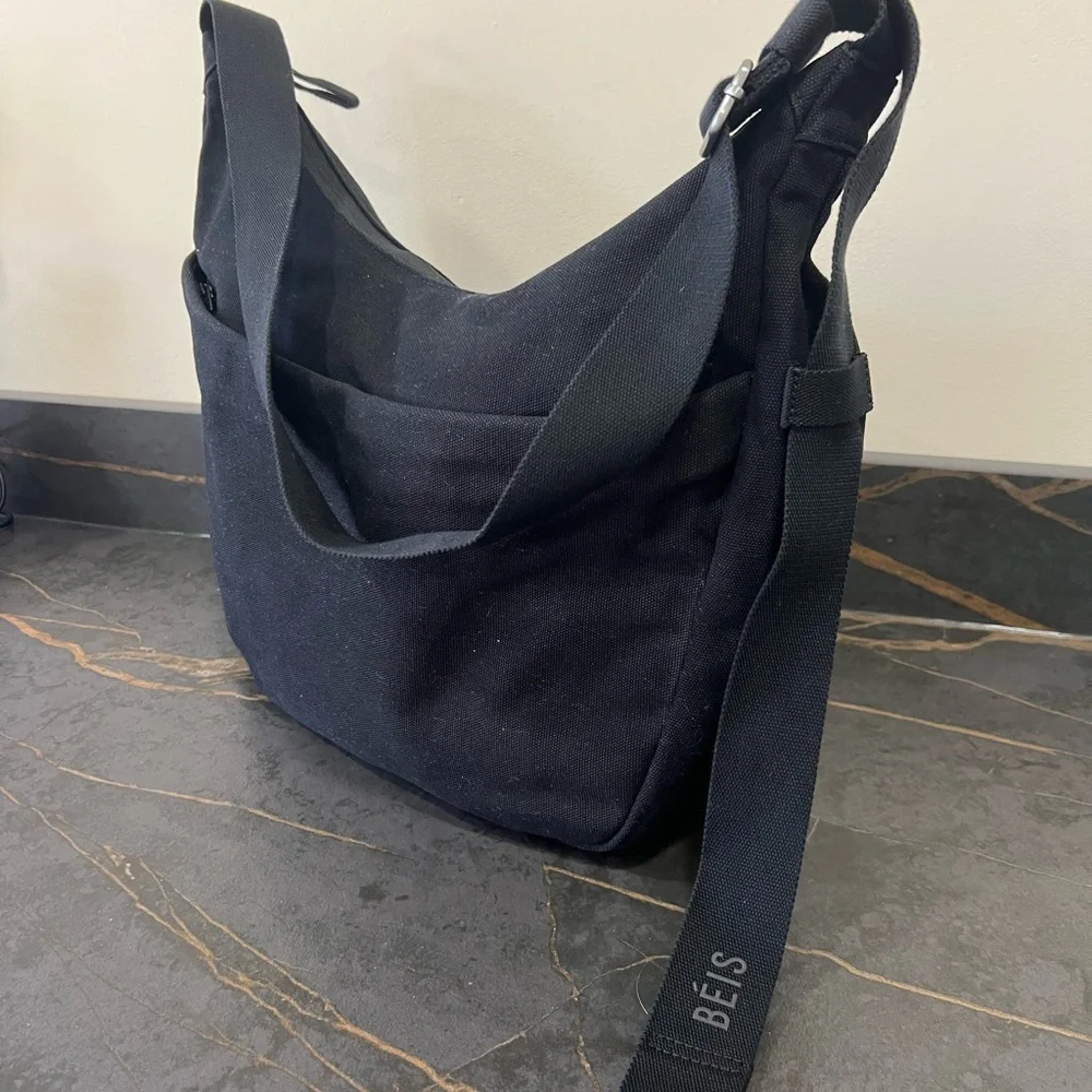 BEIS Carryall Crossbody in Black - Picture 5 of 7